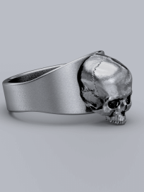 Перстень с черепом